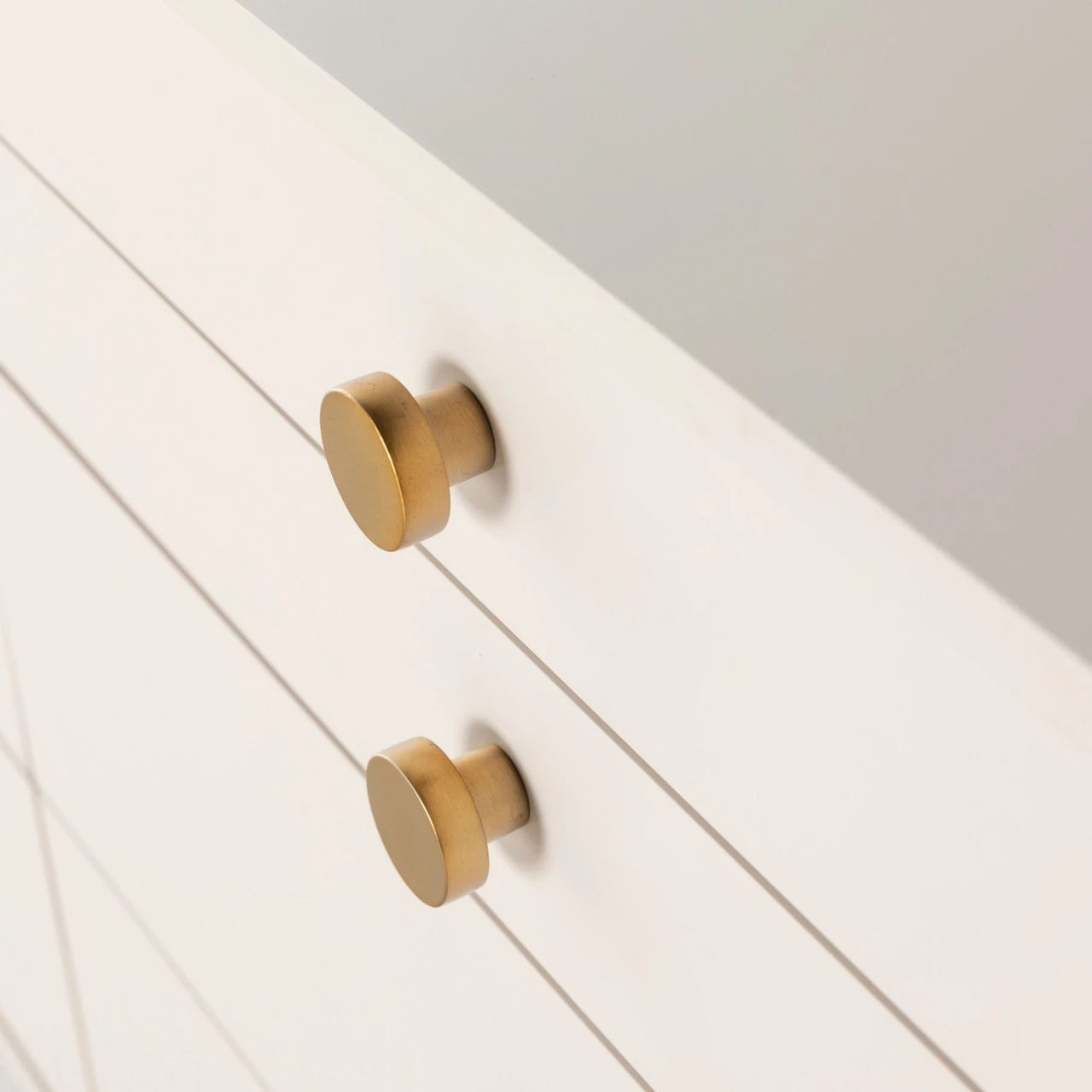 Van Matte Alabaster 7 Drawer Dresser 58" 10 Van Matte Alabaster 7 Drawer Dresser 58" - Image 8