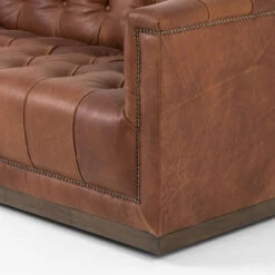 Maxx Heirloom Sienna Leather Sofa 86" -Famous Furniture Shop 109492 003 DET 2 39371.1670006473