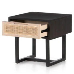 Clarita End Table -Famous Furniture Shop 226645 002 5 22533.1618020132