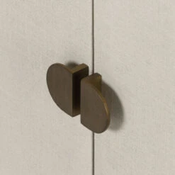 Cressida Painted Linen 4-Door Sideboard -Famous Furniture Shop 229274 001 DET 4 16018.1672794358