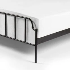 Zara Midnight Iron Queen Bed -Famous Furniture Shop 230164 002 DET 5 11510.1668432055