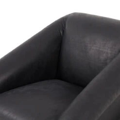Reggie Heirloom Black Leather Chair -Famous Furniture Shop 230798 004 DET 4 91758.1672089140