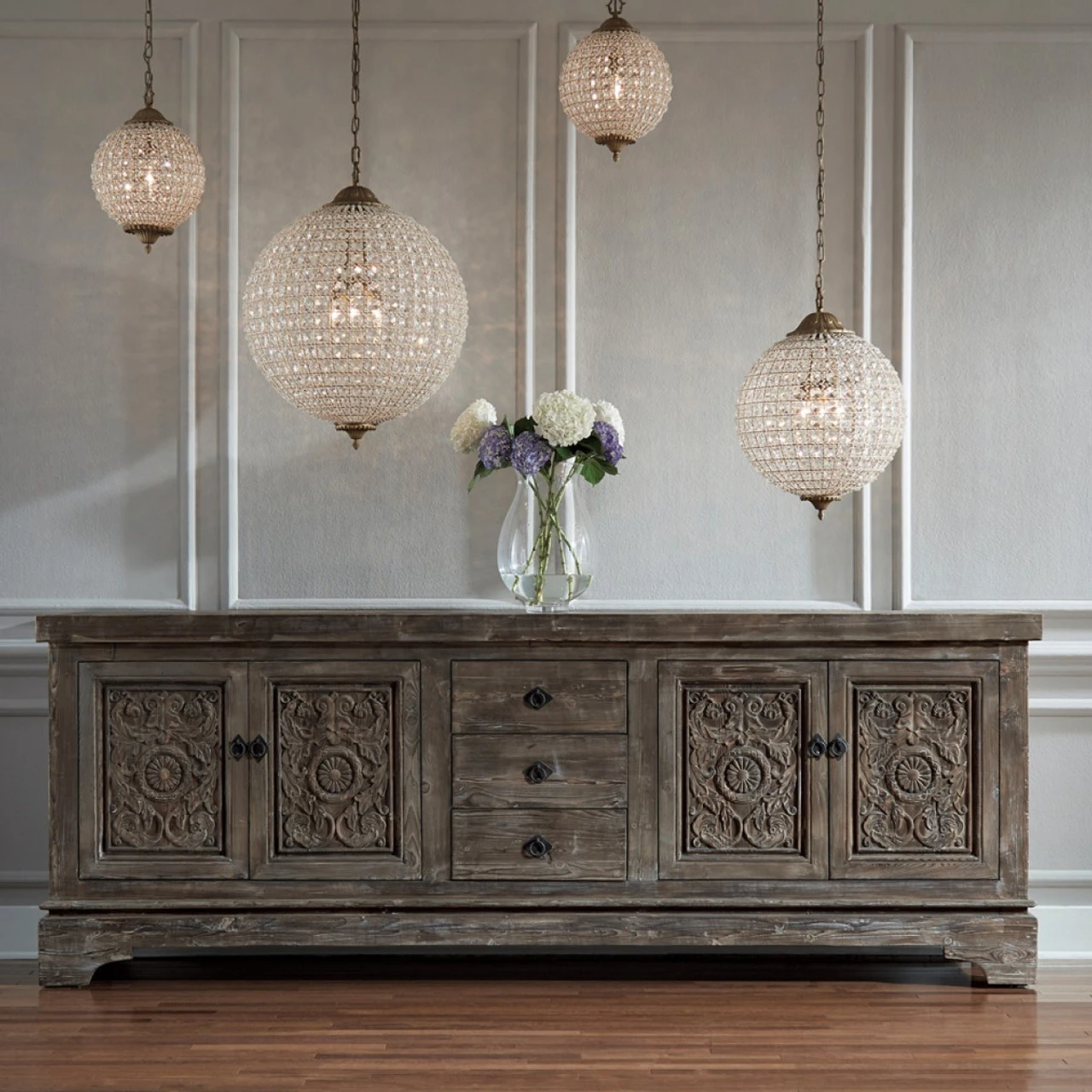 Cimberleigh Large Chandelier 6 Cimberleigh Large Chandelier - Image 4