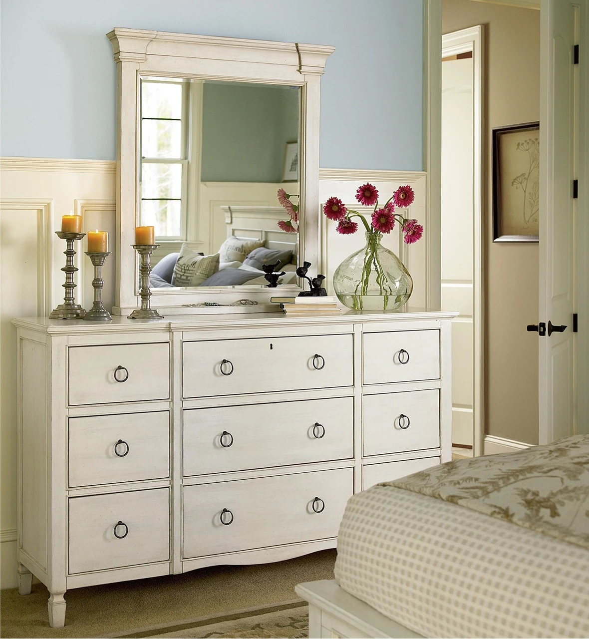 Country-Chic Maple Wood 9 Drawer Dresser - White 4 Country-Chic Maple Wood 9 Drawer Dresser - White - Image 2