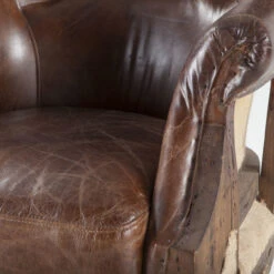 Churchill Deconstructed Vintage Leather Club Chair -Famous Furniture Shop G205 1113 11 dt2 34545.1511884622.1280.1280 05850.1520371497