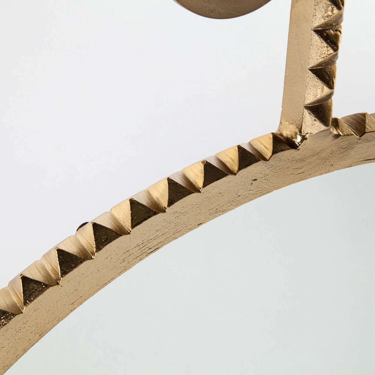 Cru Cast Aluminum Aged Gold Round Wall Mirror 5 Cru Cast Aluminum Aged Gold Round Wall Mirror - Image 3