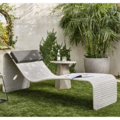 Bowman Outdoor End Table -Famous Furniture Shop VTHY 039 ROM 3 48260.1622501032